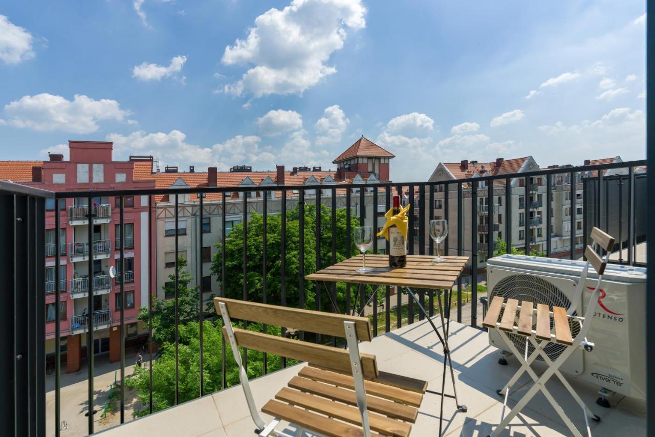 Apartments City View Garbary By Noclegi Renters 波兹南 外观 照片